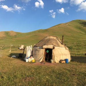 song kul yurt