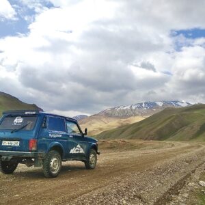location niva bleue kirghizistan