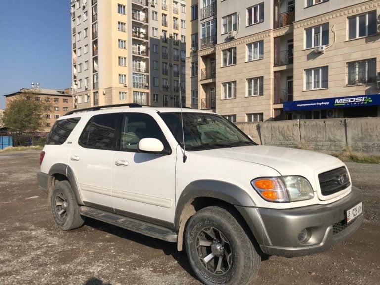 Car rental in Bishkek Azamat and its 4x4s from €55 per day