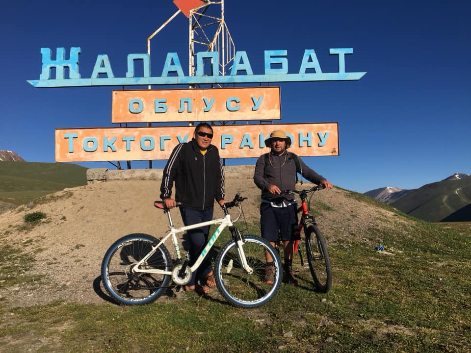 Azamat qui me guide au Kirghizistan